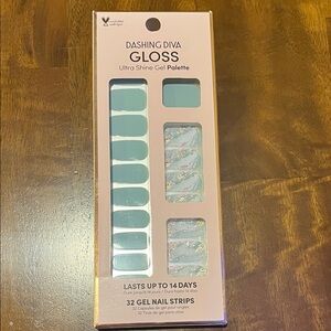 Dashing Diva Nail Strips